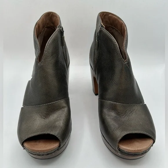Dansko Women's Delphina Peep toe Clog Ankle Bootie Leather Aged Bronze Sz 38 - Picture 6 of 14